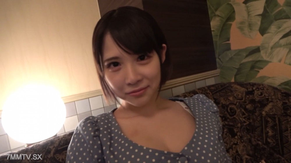 fc2-ppv 4736166 腰を浮かせてヒクヒク「スゴイ気持ち良い」出会い系でみつけたかわいこちゃん!最後は中出しまでおねだり♡